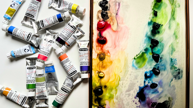 Watercolors-and-color-palette